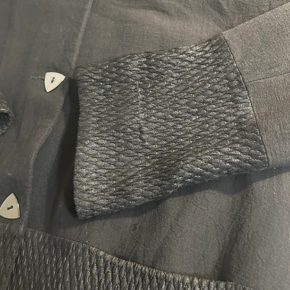 Anna Kaszer 3 Button Front Black Blazer Sz 40 - Picture 7 of 13